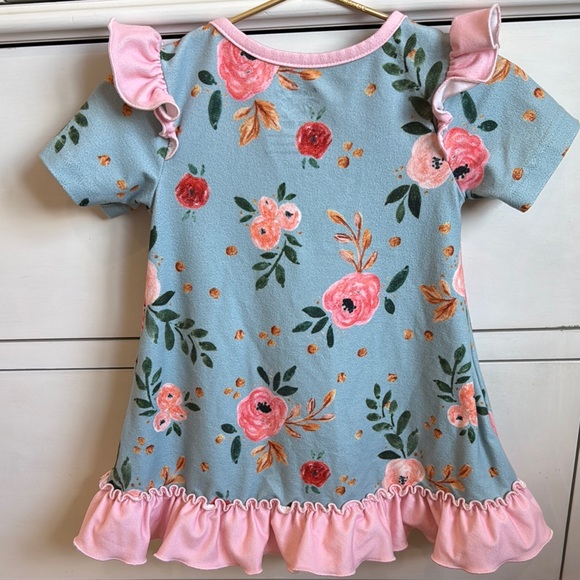 Floral Nightgown - Picture 3 of 3